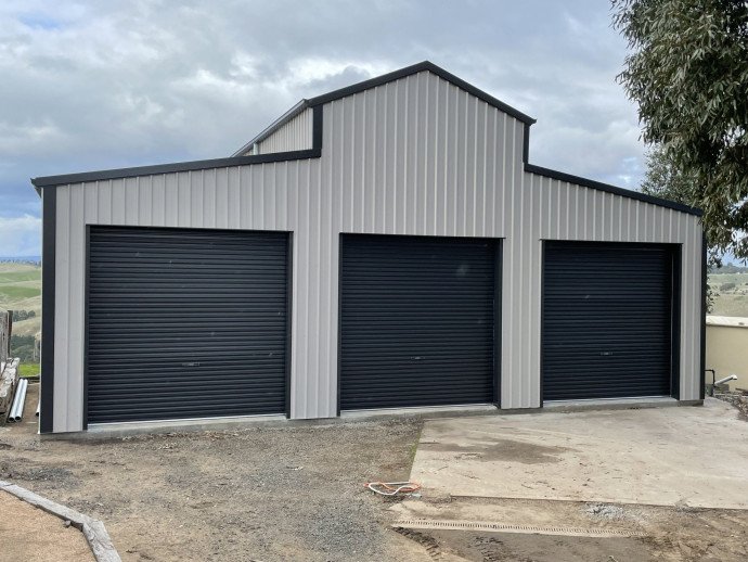Barn 1 ScaleMaxWidthWzE5MjBd