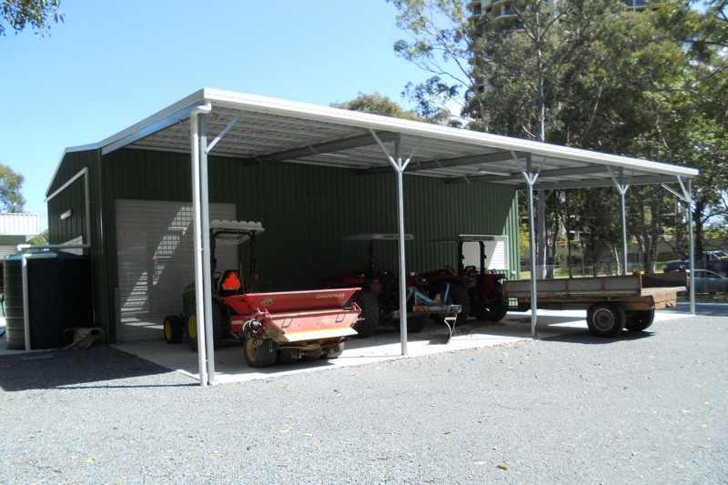 Commercial Workshop shed with awning